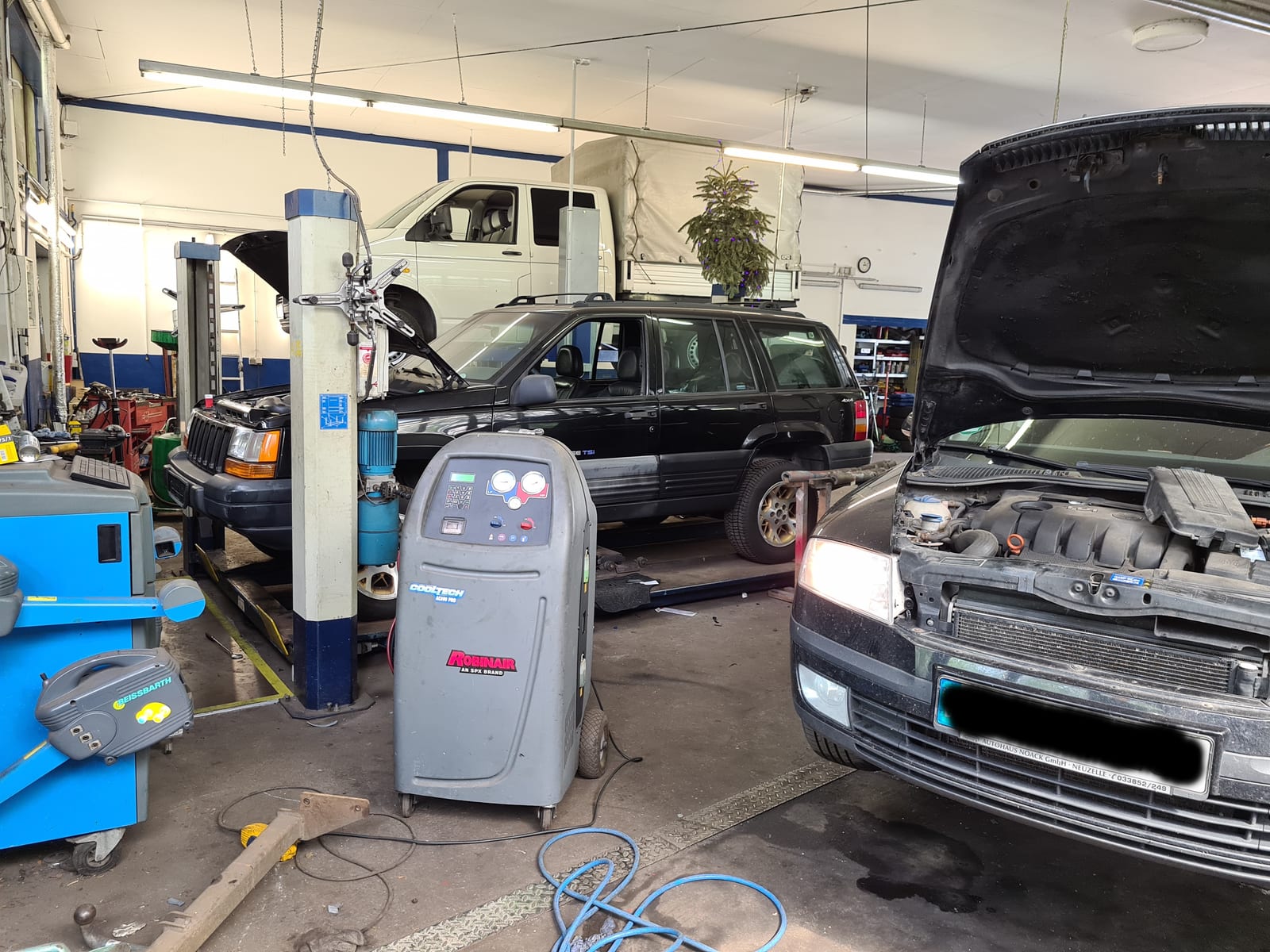 Klimaservice und Achsvermessung in der Werkstatt der Autohaus Noack GmbH